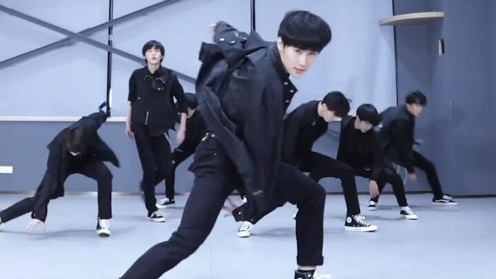 "I Want You to Care" practice room live shot/focus [Zhang Zhenyuan Times Youth League]