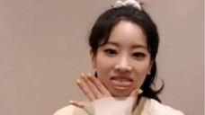 [TWICE] Dahyun and MINA imitated Nayeon’s stage ending, the whole process was full of energy!