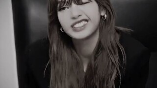 💛🐣 #blackpink #lisa