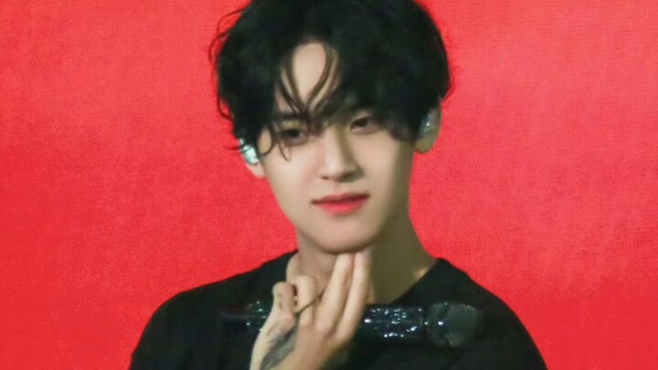 لماذا يُعَدّ كيم مين كيو واجهة الفريق؟ بعد مشاهدة هذا الفيديو، ستعرف الإجابة بنفسك!