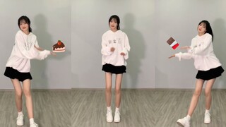 I really want to take a bite of strawberry chocolate.