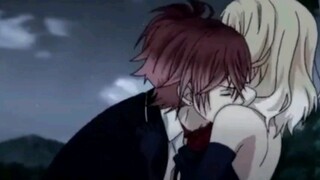 DIABOLIK LOVERS : Lingren mendorong Cornelia ke dalam air, tanpa diduga, Yui Komori kembali karena i