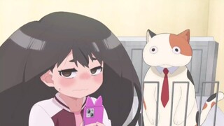 Alien Yang Mirip kucing datang ke bumi hanya untuk memanipulasi wanita muda??