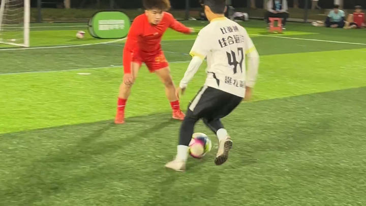 当职业梯队来到业余赛场，这防守也太恐怖了！