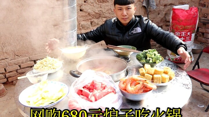 หนุ่มซื้อเตาอบทางออนไลน์ในราคา 680 หยวน เพียงเพื่อกลับบ้านเกิดไปกินหม้อไฟกับครอบครัวสักมื้อเดียวเท่า