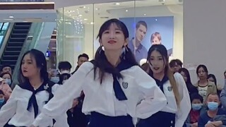 Jinan High-tech Wanda So Crazy T-ara Roadshow So Yeon Straight Shot