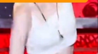 Ai bảo đầu mì ăn liền không thể lơ lửng trên không trung!!!