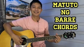 Paano Matuto ng Barre Chords sa Gitara