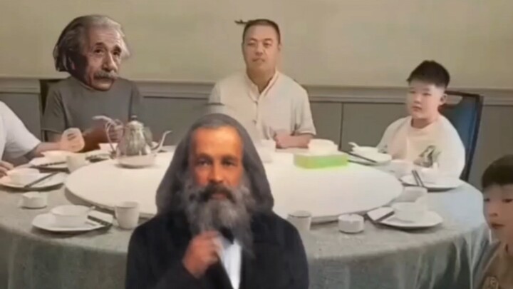 Mendeleev passionately sings "Apple Fragrance," bringing 1.4 billion chemistry students to tears