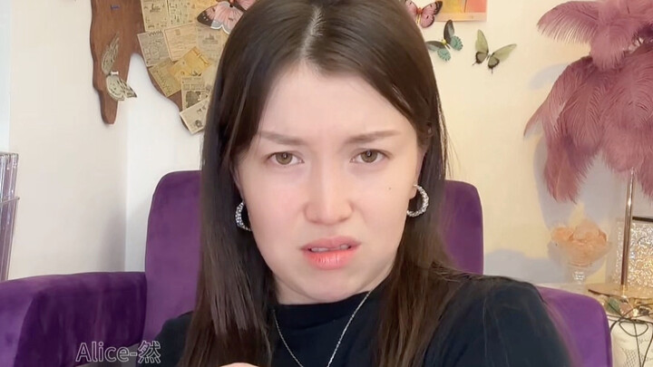 Saya Sudah Jadi Ibu Tapi Saya Tidak Mengenalnya – Momen Putus Asa Seorang Ibu Baru, Video Pendamping