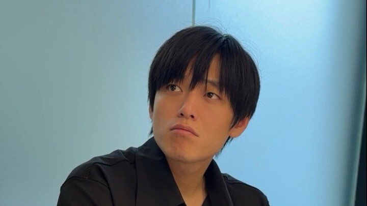 الجسد في الشركة، لكن العقل في مكان آخر!