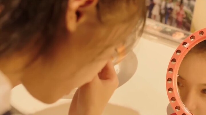 Inilah yang disebut cahaya bulan putih, bukan?