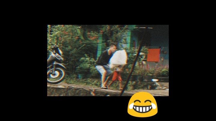 PRANK. Masukin Kepala Ke Kerdus Orang tidak diKenal