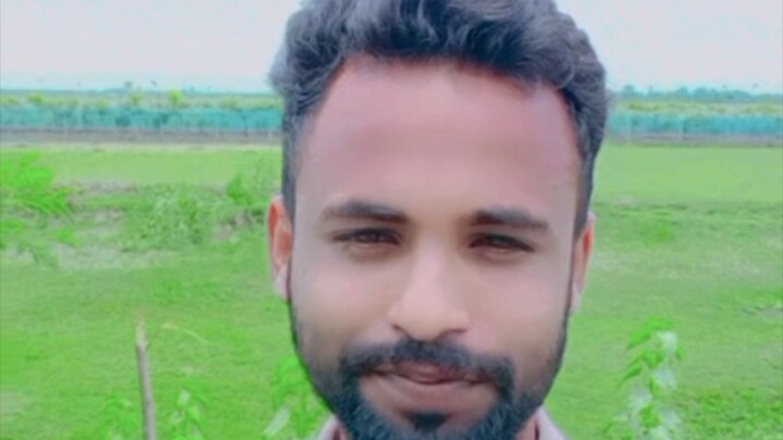ভালবাসা কি অদ্ভুত তাই না?❤️