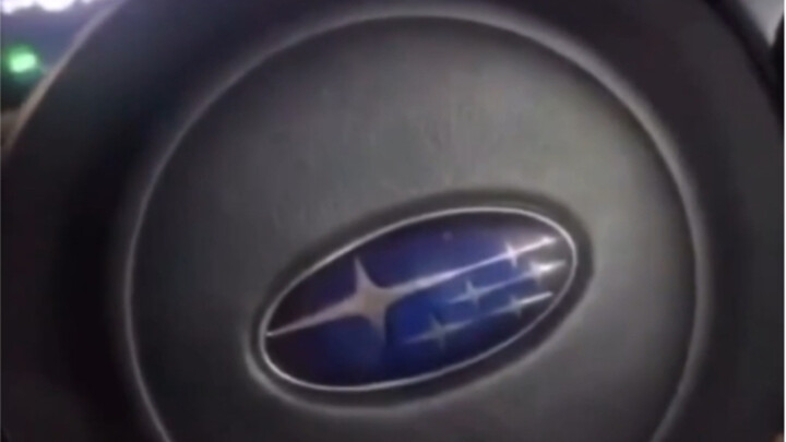 This one clearly looks like a “no-name brand car.”