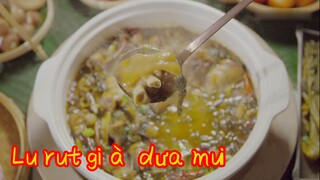 Lẩu ruột già dưa muối