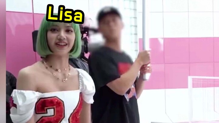 [Lisa] Tôi Chỉ Là Một Cỗ Máy Nhảy Vô Cảm