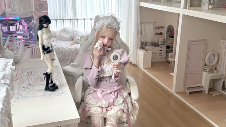 When a manager shows up at the 1/3 BJD dollhouse