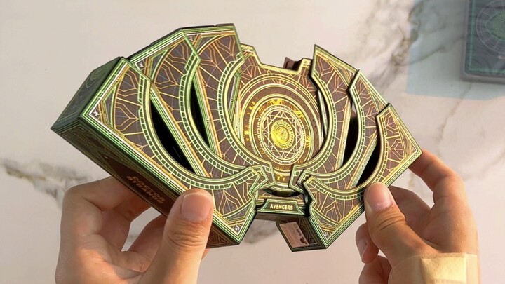 如果打牌我掏出的是奇异博士纸牌 阁下又该如何应对呢