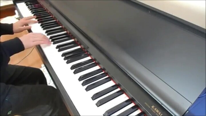 I finally found the most touching piano version of Crayon Shin-chan's background music, but I still 