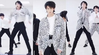 Lin Mo [alive] practice room focus—Wolf Tail Mo looks so good, such long legs!!