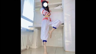 新学了个网红坐姿