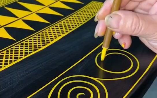 National intangible cultural heritage: the lacquer decoration skills of the Yi nationality that have