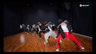 ชอบความเป็นหนุ่มบริการแบบฟู่นั่นแหละ... 231209KBS dancebreak