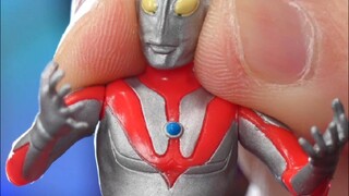 全新未拆！初代奥特曼诞生扭蛋，2003年的宝藏收藏【才不是玩具呢】