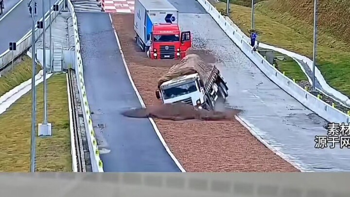 Bạn có biết để kích hoạt một lần làn dừng khẩn cấp thì tốn bao nhiêu tiền không