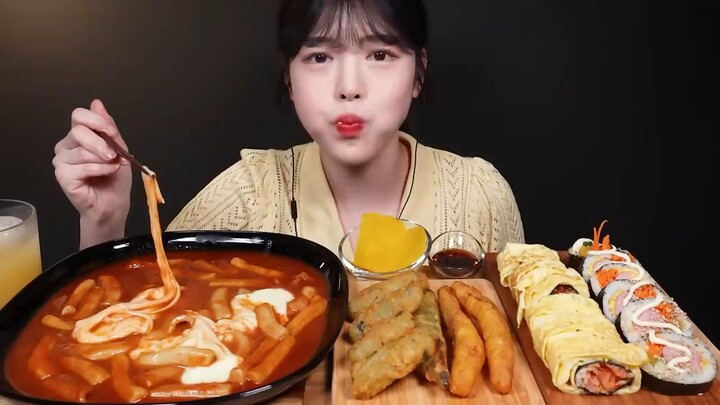 asmr tteokbokki keju pedas kentang, goreng renyah, gimbap mukbang