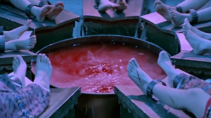 นักพรตใช้สาวน้อยเพื่อหลอมสร้างซอมบี้ แต่กลับไม่อาจควบคุมซอมบี้ได้ สุดท้ายต้องชดใช้ด้วยราคาอันแสนสาหั