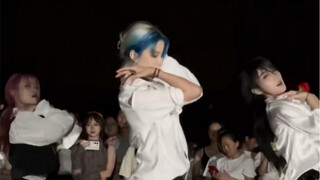 Late but here we are! [Enhypen-Bite me road show niki dance cover]