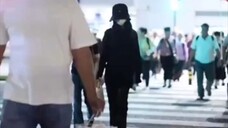 Ah, the fresh Xiao Zi met Yang Zi at the Beijing airport. Piupiu also went to pick up her sister.