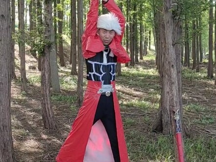 二次元动漫cosplay，命运守护夜红A，投影魔术无限剑制，青春梦想动漫热爱永不停息，生活就要有点热爱才有乐趣。