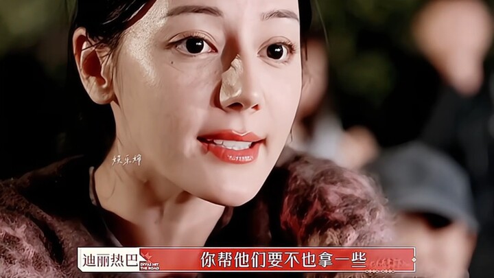 Details reveal one’s character—right now, her personal charm is truly magnetic! Sincere and gentle. 