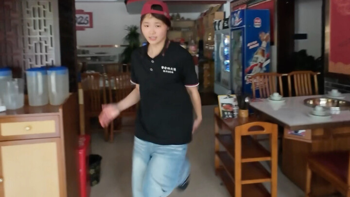 การเต้นครั้งสุดท้ายของปิดเทอมฤดูร้อน