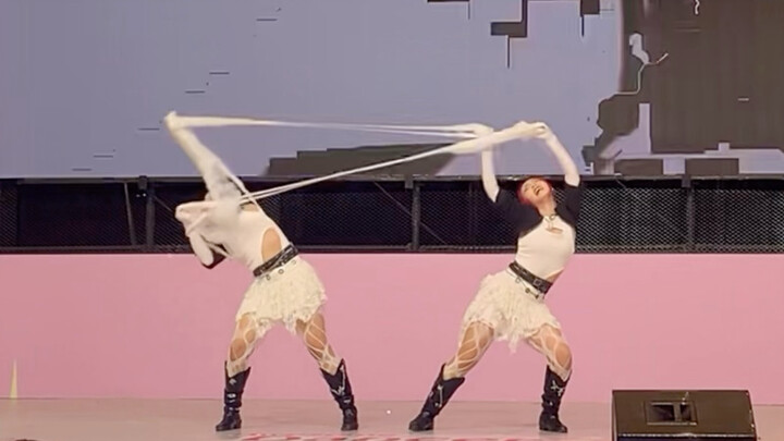 [Something] ChinaJoy National Gold Award for Outstanding Dance Skills in Single and Double Group [Or