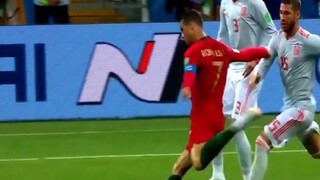 10 khoảnh khắc huyền thoại của Ronaldo