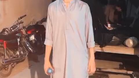 sona malak hasda wasda rakhe 😉😎