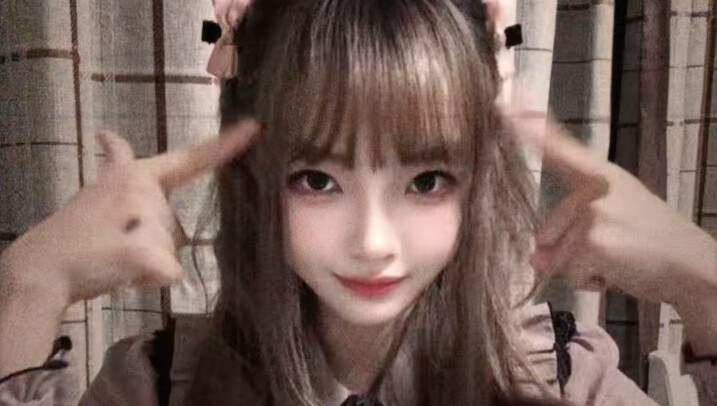 มอบหัวใจของคุณให้ฉันสิ~◥(ฅº￦ºฅ)◤