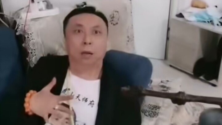 Bàn tay đen đã che mắt (đưa hàng tư lợi)