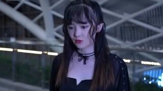 Tên khốn đó khinh thường cô gái nhà quê, lừa đảo cả tiền bạc lẫn tình dục của cô, rồi sau đó biến mấ