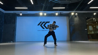 情人节给情人们献上一支舞[脱单doge]（跳的非常尽力了