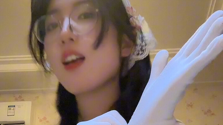 Listen to this—before we’ve even tried their tea, they’re already bossing people around.