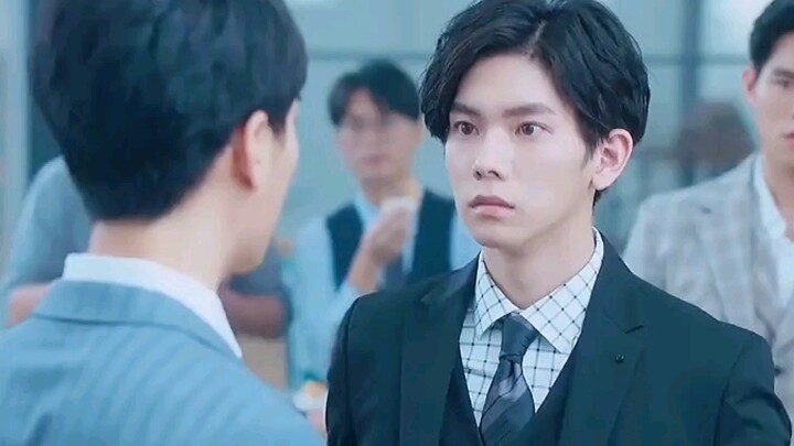 Drama Đài Loan “Lúc nào cũng là số một”: Hẹn nhau chỉ đi vài tháng, ai ngờ lại kéo dài tới năm năm. 