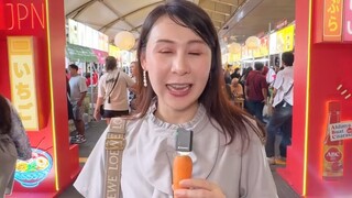 Jajanan wagiu di osaka,, jajanannya banyak sate satean rame banget..