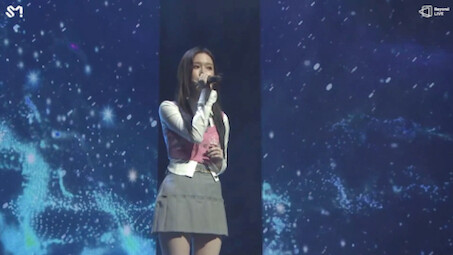 Kim Min-jung’s “Lips” Stage from aespa’s Seoul Concert!