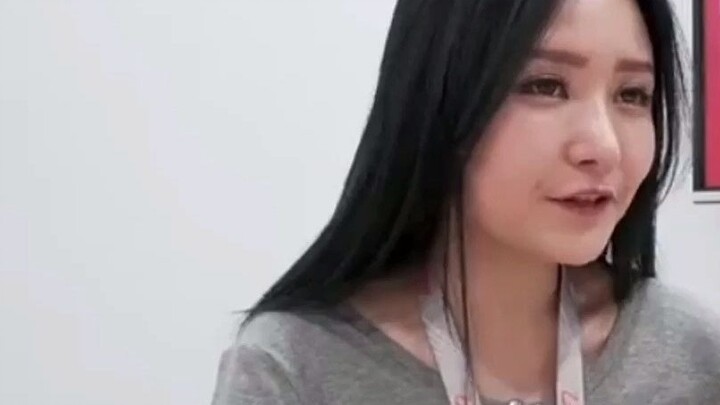 Those familiar voices, it turns out Siri is dubbed