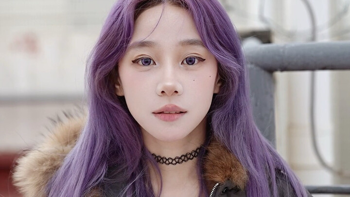 Vậy… rốt cuộc trông mình như thế nào nhỉ…?